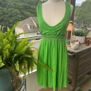 Scrunched Top Green Dress with Lace Details & Rainbow Waist Band / Size M
